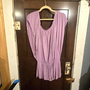Adorable light purple top